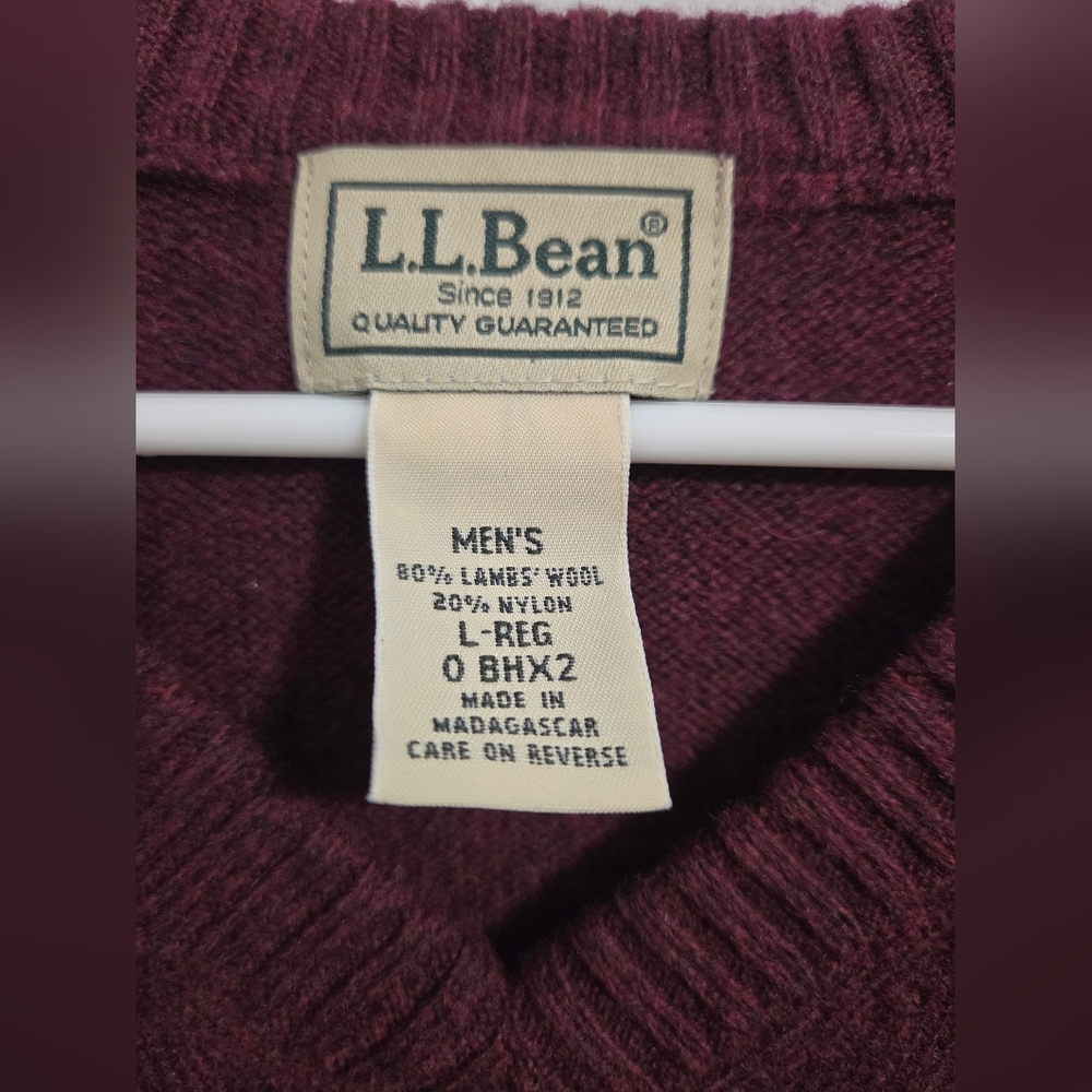 Vintage L.L. Bean Burgundy V-Neck Lambs Wool Sweater - Picture 2 of 4